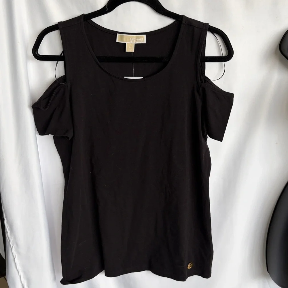 Michael Kors shirt, cold shoulder, Black, sz M, 19” PTP, 25” L